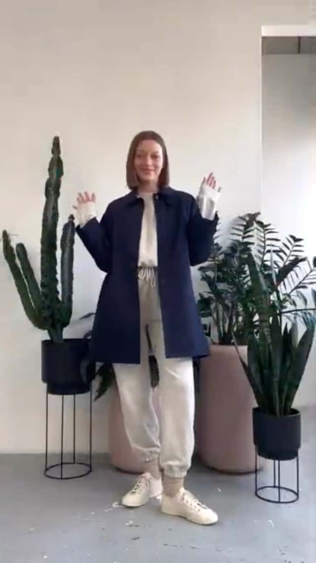 Influencer-style product demo for D2C fashion brand